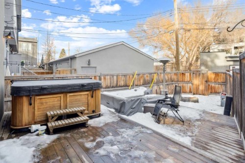 1636 Acton Avenue Sw, Calgary, AB - Outdoor