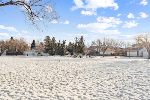 1636 Acton Avenue Sw, Calgary, AB - Outdoor With View