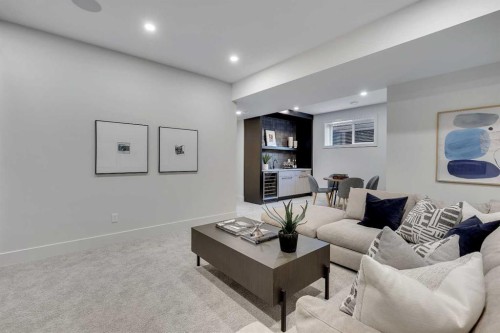 336 Normandy Drive Sw, Calgary, AB - Indoor