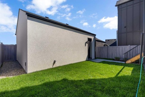 336 Normandy Drive Sw, Calgary, AB - Outdoor