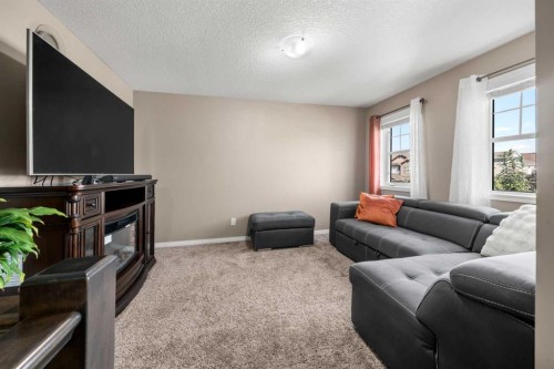 353 Windrow Crescent Sw, Airdrie, AB - Indoor Photo Showing Other Room
