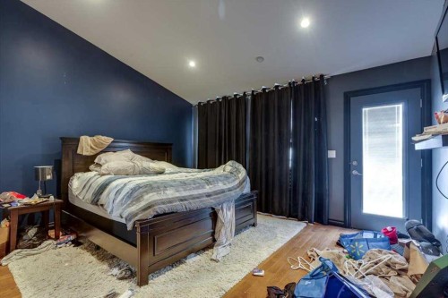 114 Jenner Crescent, Red Deer, AB - Indoor Photo Showing Bedroom