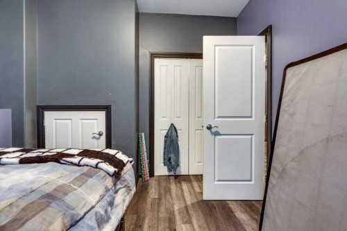 114 Jenner Crescent, Red Deer, AB - Indoor Photo Showing Bedroom