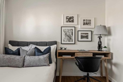 1571 Windsor Street Nw, Calgary, AB - Indoor