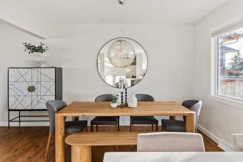 1571 Windsor Street Nw, Calgary, AB - Indoor Photo Showing Dining Room