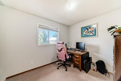 8-122 Bow Ridge Crescent, Cochrane, AB - Indoor Photo Showing Office
