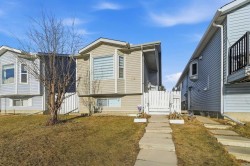 30 Falmere Way NE Calgary, AB T3J 2Z1