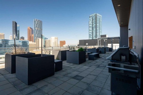 1503-450 8 Avenue Se, Calgary, AB - Outdoor