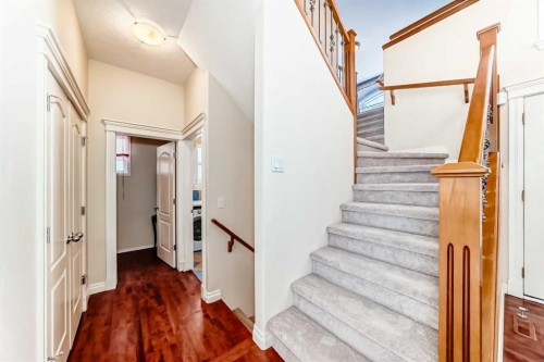 68 Strathlea Close Sw, Calgary, AB - Indoor Photo Showing Other Room