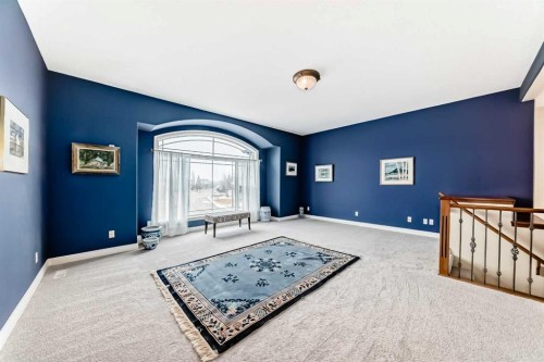68 Strathlea Close Sw, Calgary, AB - Indoor Photo Showing Other Room