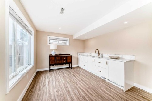 68 Strathlea Close Sw, Calgary, AB - Indoor