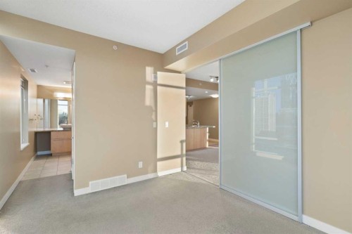 1503-215 13 Avenue Sw, Calgary, AB - Indoor Photo Showing Other Room