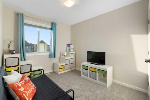 13 Marquis Place Se, Calgary, AB - Indoor