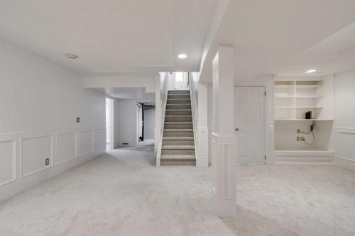 432 129 Avenue Se, Calgary, AB - Indoor