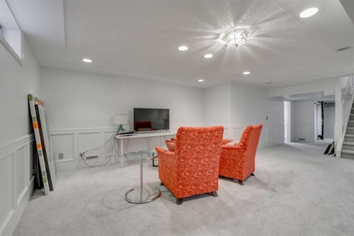 432 129 Avenue Se, Calgary, AB - Indoor