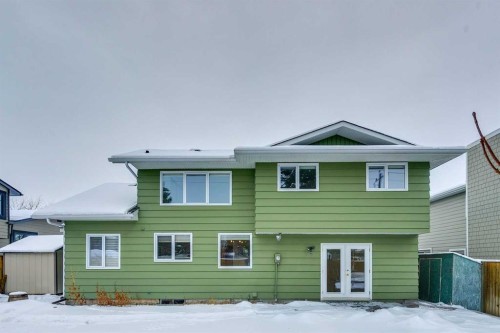 432 129 Avenue Se, Calgary, AB - Outdoor