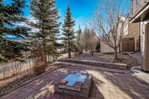 60 Sheep River Heights, Okotoks, AB - Outdoor