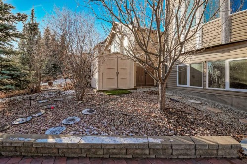 60 Sheep River Heights, Okotoks, AB - Outdoor