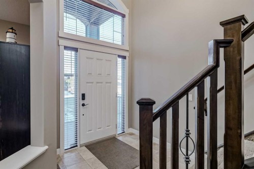 60 Sheep River Heights, Okotoks, AB - Indoor Photo Showing Other Room