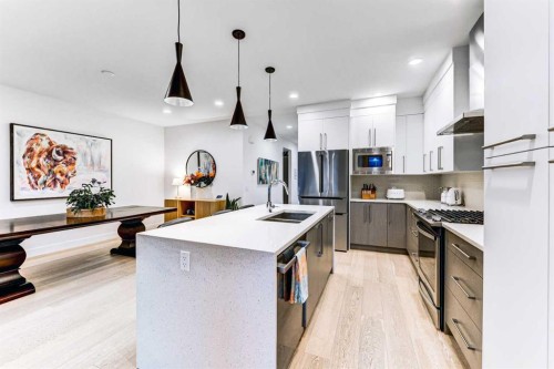 116 34A Street Nw, Calgary, AB - Indoor Photo Showing Kitchen With Double Sink With Upgraded Kitchen