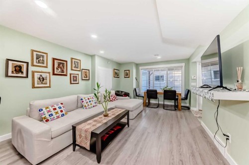 397 Rainbow Falls Drive, Chestermere, AB - Indoor