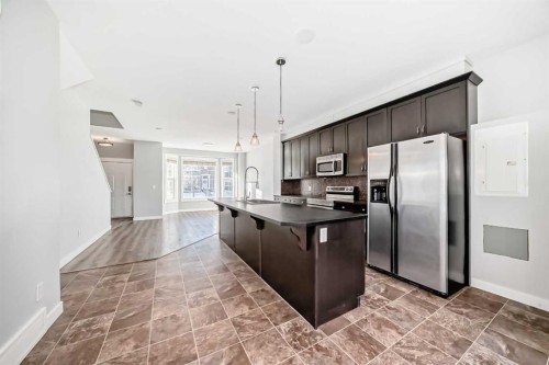 397 Rainbow Falls Drive, Chestermere, AB - Indoor Photo Showing Kitchen