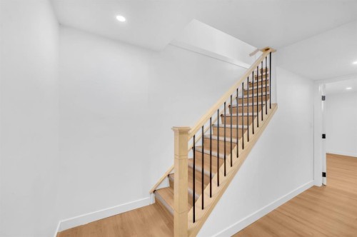 3229 Doverville Crescent Se, Calgary, AB - Indoor Photo Showing Other Room