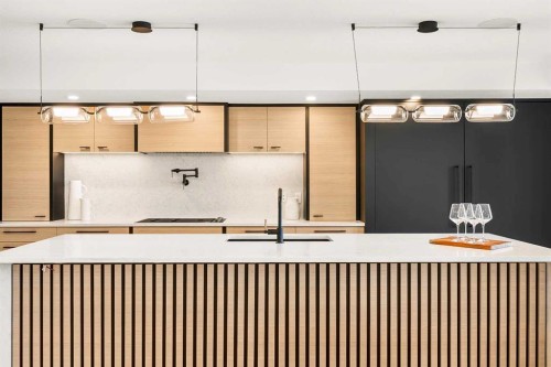 476 West Chestermere Drive, Chestermere, AB - Indoor Photo Showing Other Room