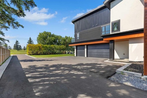 476 West Chestermere Drive, Chestermere, AB - Outdoor