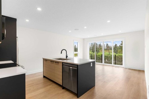 476 West Chestermere Drive, Chestermere, AB - Indoor Photo Showing Kitchen With Double Sink
