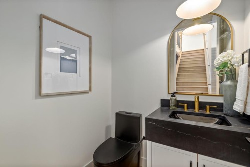 727 15 Street Nw, Calgary, AB - Indoor