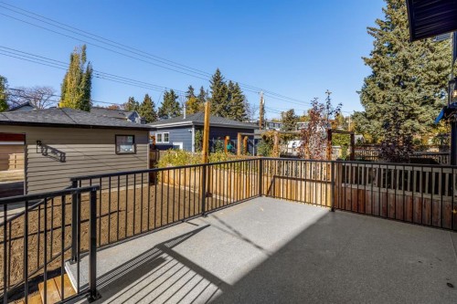 727 15 Street Nw, Calgary, AB - Outdoor With Exterior