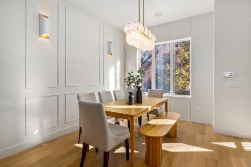 727 15 Street Nw, Calgary, AB - Indoor Photo Showing Dining Room