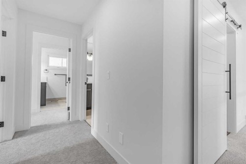 340 West Chestermere Drive, Chestermere, AB - Indoor Photo Showing Other Room