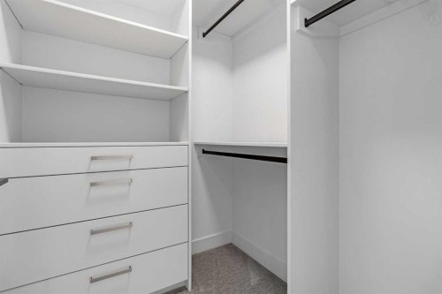 340 West Chestermere Drive, Chestermere, AB - Indoor With Storage