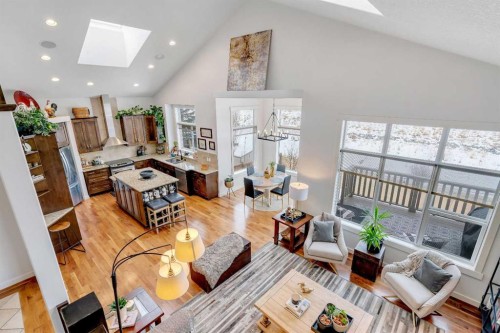 505 Discovery Ridge Boulevard Sw, Calgary, AB - Indoor