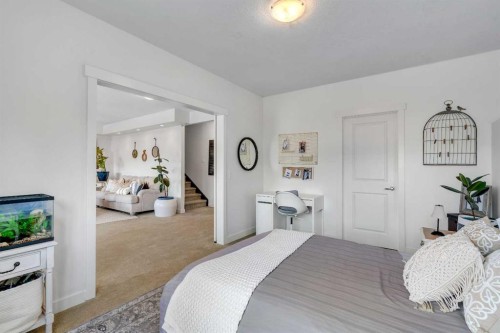 505 Discovery Ridge Boulevard Sw, Calgary, AB - Indoor Photo Showing Bedroom