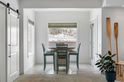 505 Discovery Ridge Boulevard Sw, Calgary, AB - Indoor