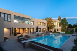 25102 Lower Springbank Road  Rural Rocky View County, AB T3Z 3J9