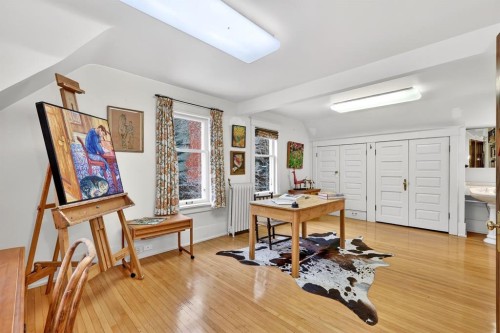 2209 Carleton Street Sw, Calgary, AB 