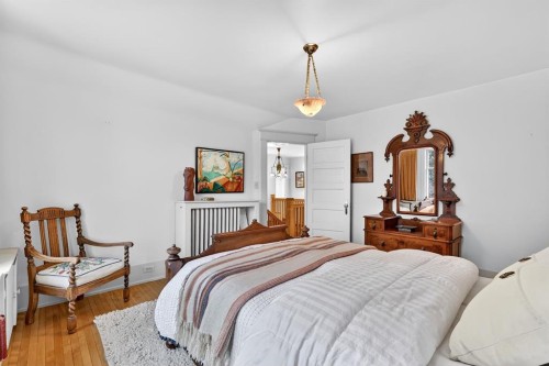 2209 Carleton Street Sw, Calgary, AB 