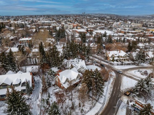 2209 Carleton Street Sw, Calgary, AB 