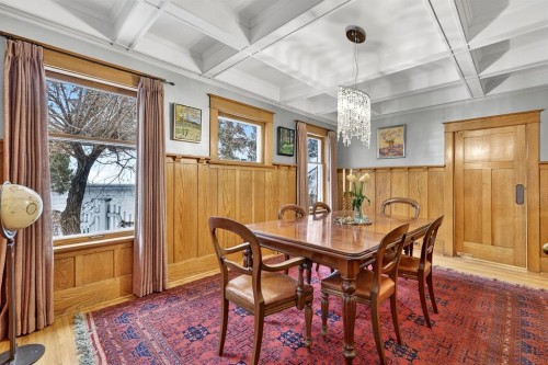 2209 Carleton Street Sw, Calgary, AB 