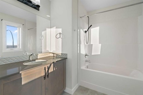 99 Edith Passage Nw, Calgary, AB - Indoor Photo Showing Bathroom