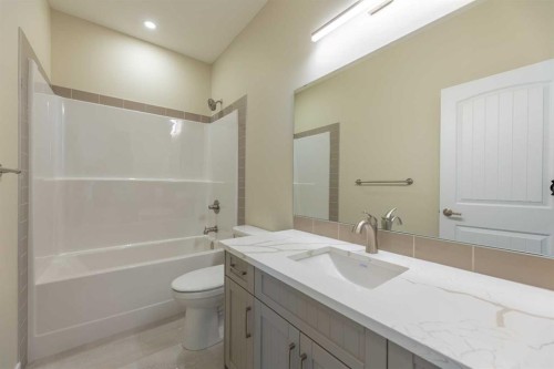 3438 Victory Way, Olds, AB - Indoor Photo Showing Bathroom