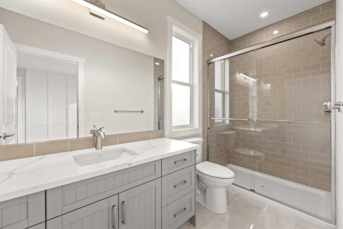 5 Williams Avenue, Olds, AB - Indoor Photo Showing Bathroom