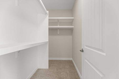 5 Williams Avenue, Olds, AB - Indoor With Storage