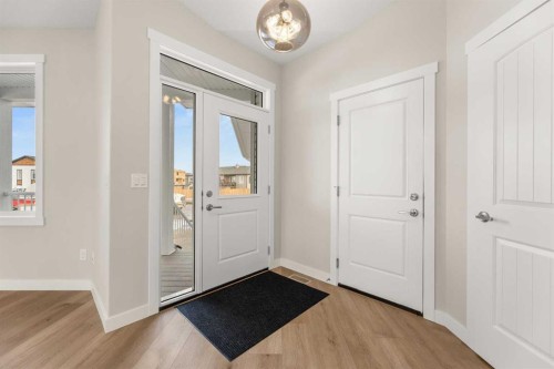 5 Williams Avenue, Olds, AB - Indoor Photo Showing Other Room