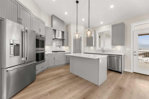 5 Williams Avenue, Olds, AB - Indoor Photo Showing Kitchen With Upgraded Kitchen