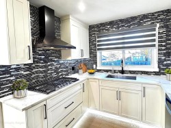 10304 Elbow Drive SW Calgary, AB T2W 1G1